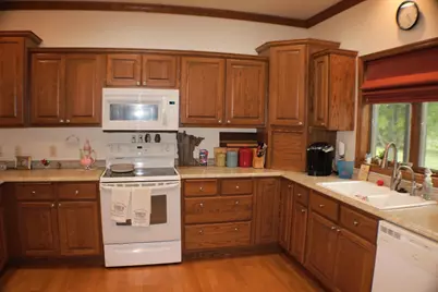409 Fox Lake Avenue, Sherburn, MN 56171 - Photo 18