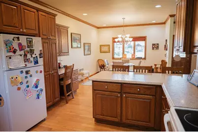 409 Fox Lake Avenue, Sherburn, MN 56171 - Photo 10