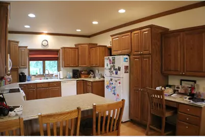 409 Fox Lake Avenue, Sherburn, MN 56171 - Photo 18