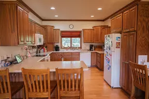 409 Fox Lake Ave, Sherburn, MN 56171 - Photo 8