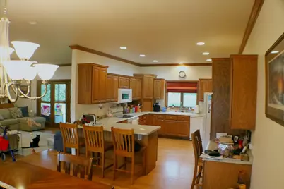 409 Fox Lake Avenue, Sherburn, MN 56171 - Photo 8