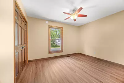 662 Pinewood Drive, Shoreview, MN 55126 - Photo 10