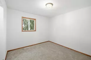 90 5th Ave NW, Wells, MN 56097 - Photo 30