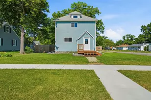 90 5th Ave NW, Wells, MN 56097 - Photo 1