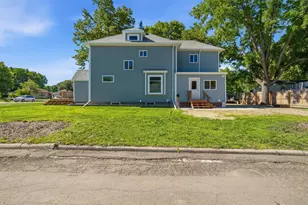 90 5th Ave NW, Wells, MN 56097 - Photo 4