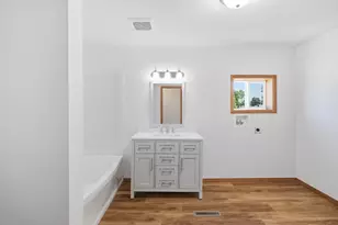 90 5th Ave NW, Wells, MN 56097 - Photo 26
