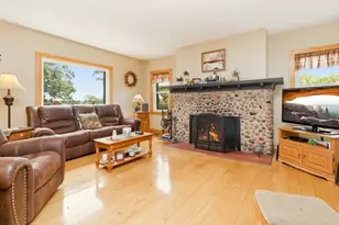15928 Lake Koronis Rd, Paynesville, MN 56362 - Photo 28