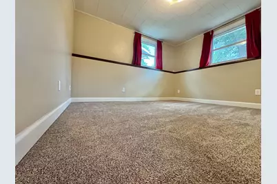 301 Southview Drive, Marshall, MN 56258 - Photo 14