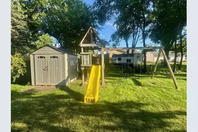 301 Southview Drive, Marshall, MN 56258 - Photo 20