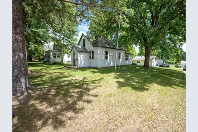 402 7th Street NE, Staples, MN 56479 - Photo 16