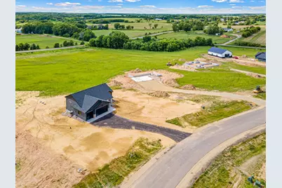 390 Candy Lane, River Falls, WI 54022 - Photo 6