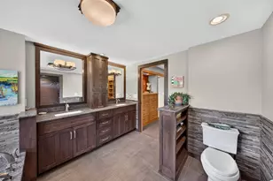 5185 Meadow Crossing Rd SW, Rochester, MN 55902 - Photo 32