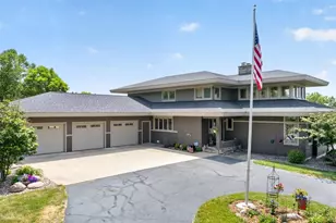 5185 Meadow Crossing Rd SW, Rochester, MN 55902 - Photo 1