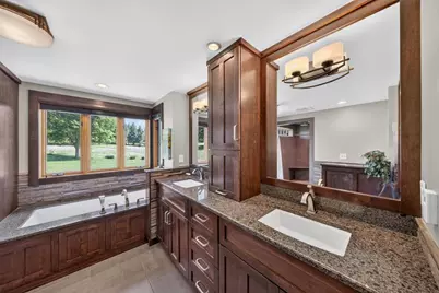 5185 Meadow Crossing Road SW, Rochester, MN 55902 - Photo 30
