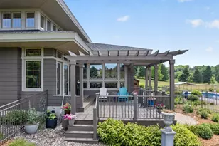 5185 Meadow Crossing Rd SW, Rochester, MN 55902 - Photo 2