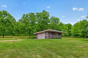 5185 Meadow Crossing Rd SW, Rochester, MN 55902 - Photo 8