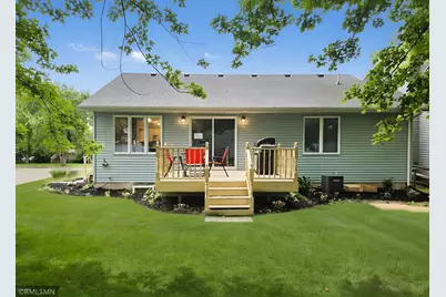 917 N Valley Street, New Ulm, MN 56073 - Photo 2