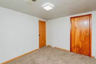 415 10th St S, Moorhead, MN 56560 - Photo 28