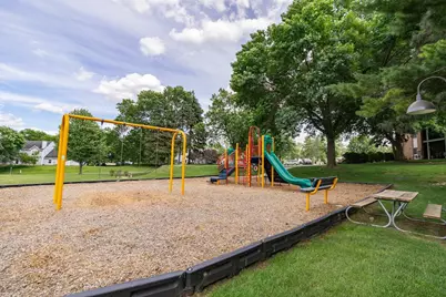 1700 Four Oaks Road #219, Eagan, MN 55121 - Photo 10