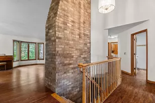 4512 Williston Rd, Minnetonka, MN 55345 - Photo 8