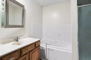 4512 Williston Rd, Minnetonka, MN 55345 - Photo 20