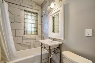 2410 Colfax Ave South, Minneapolis, MN 55405 - Photo 28