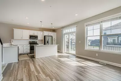 7582 38th Street N, Oakdale, MN 55128 - Photo 6