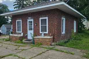 411 5th St, Clear Lake, WI 54005 - Photo 1