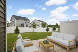 11281 Crestbury Dr, Woodbury, MN 55129 - Photo 38