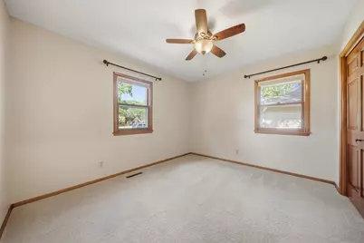 121 Hillcrest Drive, Belle Plaine, MN 56011 - Photo 14