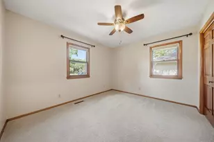 121 Hillcrest Dr, Belle Plaine, MN 56011 - Photo 14