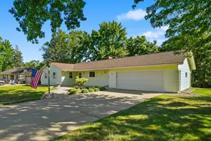 121 Hillcrest Dr, Belle Plaine, MN 56011 - Photo 36