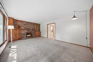 121 Hillcrest Dr, Belle Plaine, MN 56011 - Photo 10