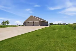 2752 9th Ave SE, Willmar, MN 56201 - Photo 56