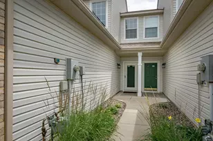 16767 39th Ave N, Plymouth, MN 55446 - Photo 2