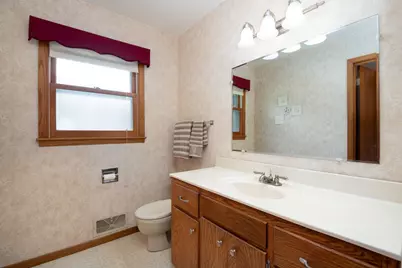 1808 Sunray Avenue, Mankato, MN 56001 - Photo 16