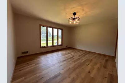 710 Lakeview Avenue, North Mankato, MN 56003 - Photo 6