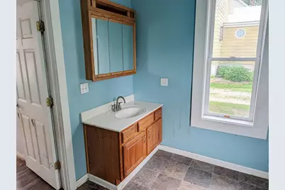 117 E Grant Street, Spring Valley, MN 55975 - Photo 4