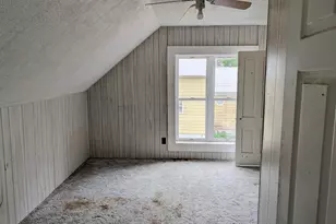 117 E Grant St, Spring Valley, MN 55975 - Photo 8