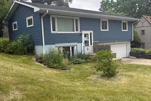 419 2nd St NE, Faribault, MN 55021 - Photo 2