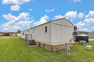 400 22 1/2 Street NW, Stewartville, MN 55976 - Photo 18