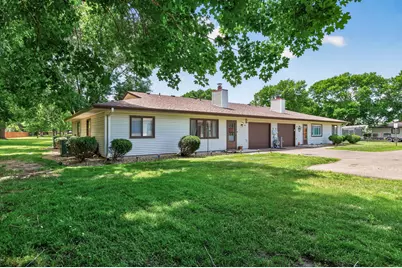 7819 85th Court N, Brooklyn Park, MN 55445 - Photo 2
