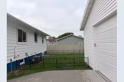 1325 8th Avenue N, Moorhead, MN 56560 - Photo 38