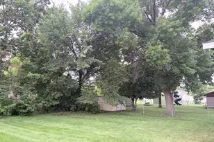 1325 8th Ave N, Moorhead, MN 56560 - Photo 36