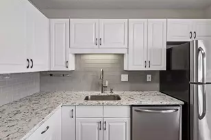 78 10th St E, Saint Paul, MN 55101 - Photo 10