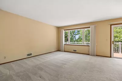 9922 Cavell Avenue S, Bloomington, MN 55438 - Photo 4