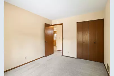 9922 Cavell Avenue S, Bloomington, MN 55438 - Photo 18