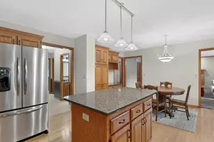 7255 Hollyford Ln NW, Rochester, MN 55901 - Photo 10