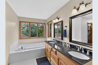 7255 Hollyford Lane NW, Rochester, MN 55901 - Photo 16