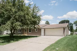603 7th St SW, Little Falls, MN 56345 - Photo 1